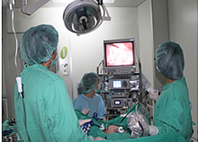 腹腔镜手术-嘉安妇幼试管婴儿中心